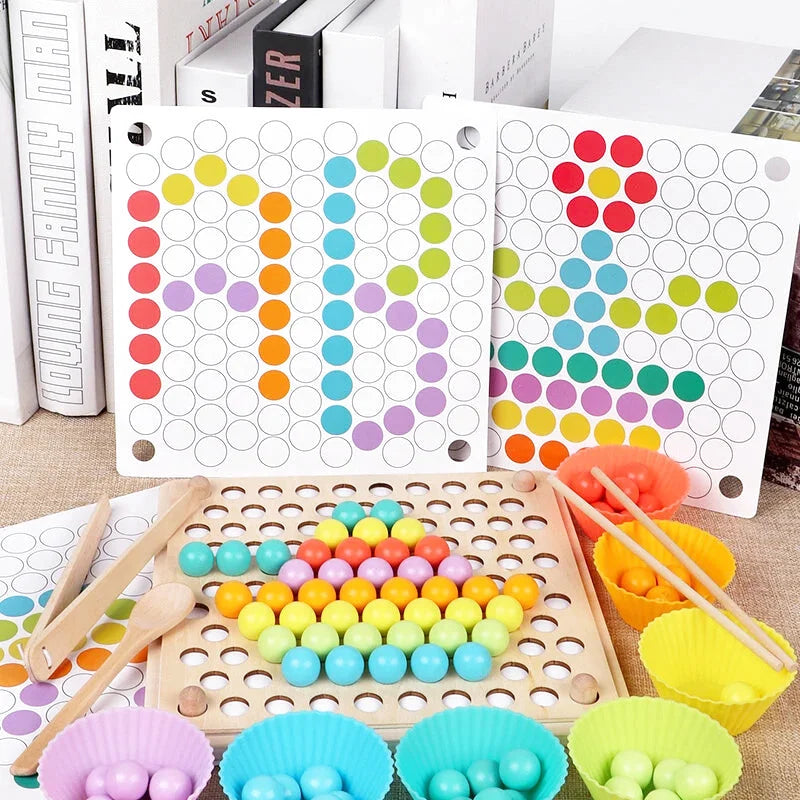 Tableau d'Activités - Reproduction de Modèles - Billes de Bois - Motricité fine